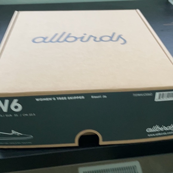 All birds women’s tree skipper- used just once - Picture 3 of 11